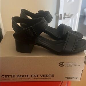 Clarks Black T-Strap Sandals with Medium Heel